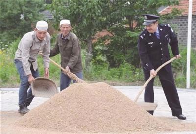 “四治”融合，高郵菱塘派出所為平安回鄉添最美音符