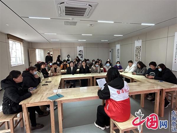 開好“小會議” 服務“大民生”——常熟小康村舉辦“我為小康做什么”議事會暨志愿者表彰