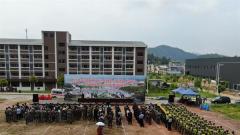 湖南省桂東縣舉行軍地聯(lián)合綜合應(yīng)急救援演練