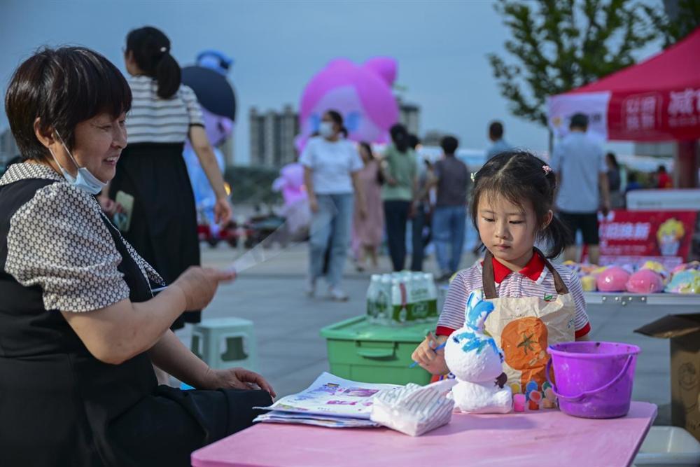 金湖：吃喝游購“夏”荷都——“金’情消費 樂享湖城”夏季促消費活動火爆來襲！